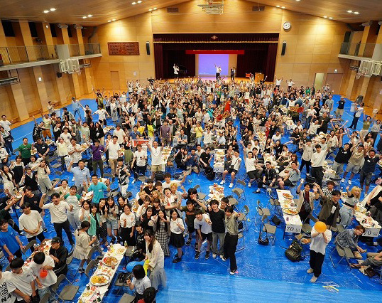 横浜中華学校校友会 創立70周年記念大会