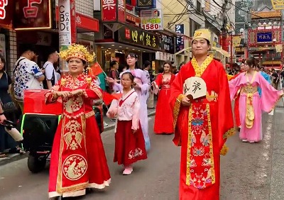 民族舞踊隊